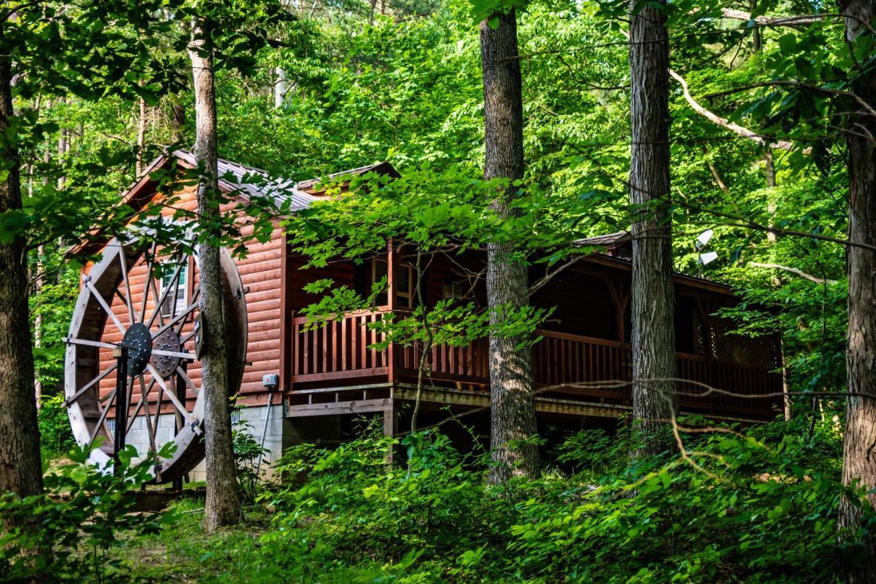 Avenwood Cabins Logan Eksteriør billede