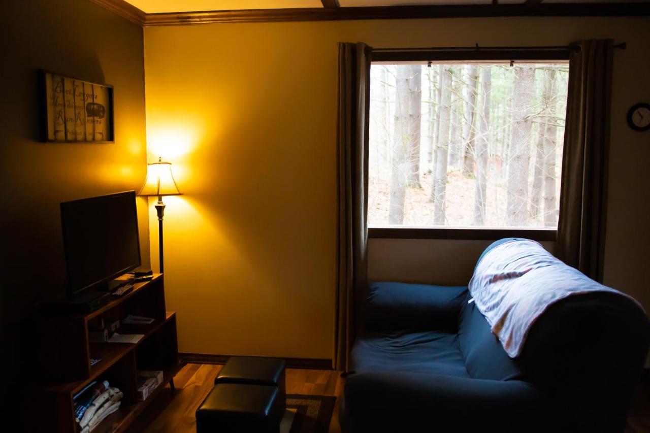 Avenwood Cabins Logan Eksteriør billede