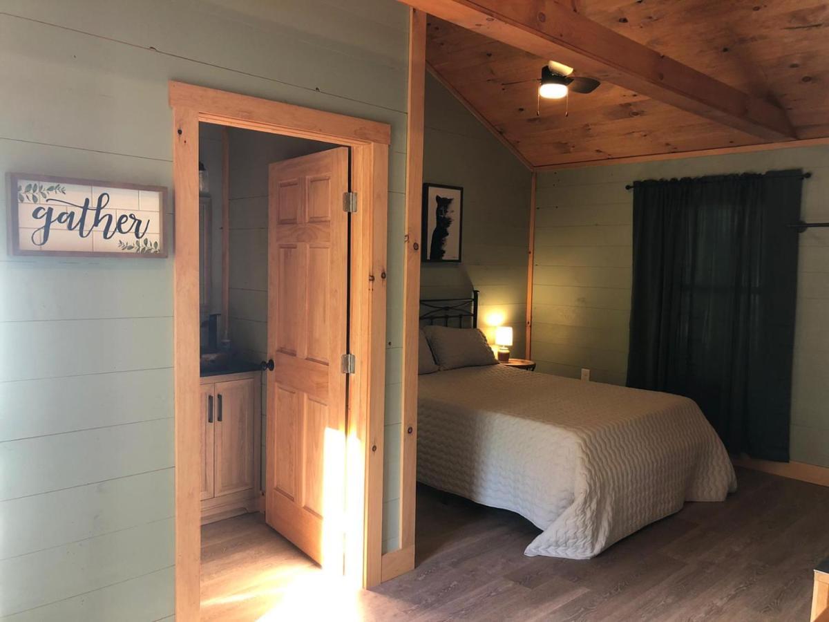 Avenwood Cabins Logan Eksteriør billede